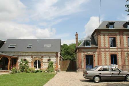 La Petite Maison Arc-En-Ciel La Feuillie  Экстерьер фото